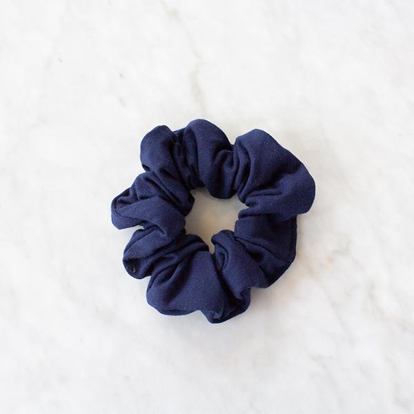 Encircled Clothing Reviews - The Renew Scrunchie Review
