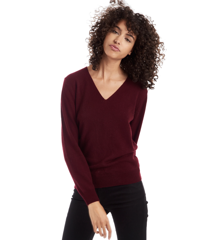 Mott & Bow Willow Oversized Cashmere V Neck Sweater in Oxblood