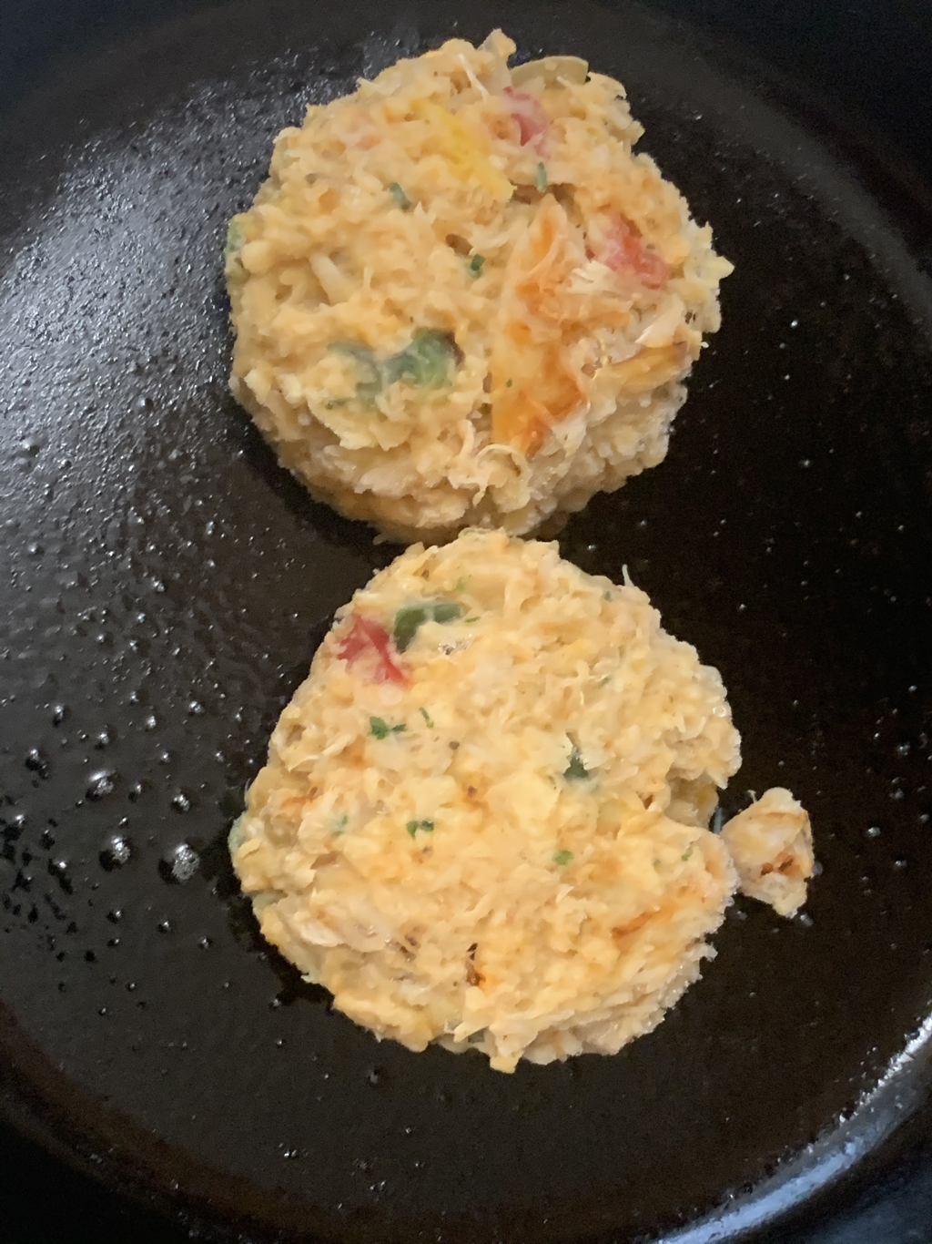 Aldi Specially Selected Boardwalk Crab Cakes Review - Before Cooking